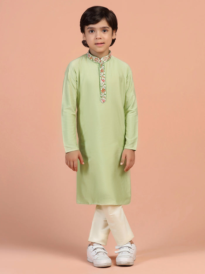 Boy's Green Solid Kurta