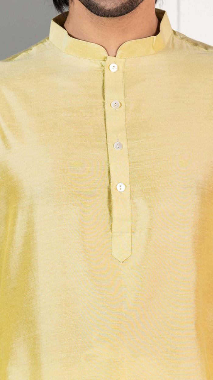 Kisah Men Green Kurta Set