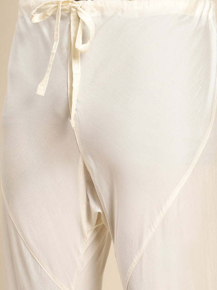 Men white Embroidered kurta Churidar set