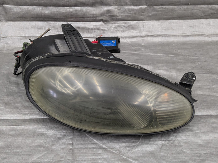 1999-2000 Mazda Miata Mx-5 OEM Headlight Assembly Passenger RH Side NC10-51-031C 98NB1174 99-00 Mazda Miata OEM used part