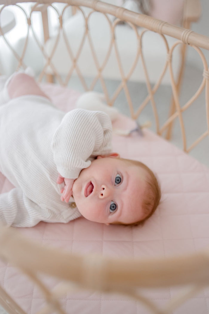 Bambella Waterproof Bassinet Sheet | Lullaby Pink