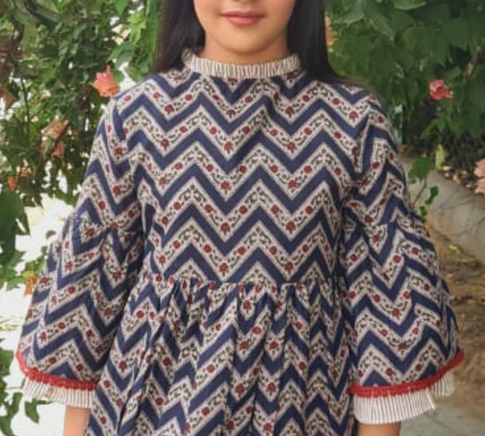 Bell-Sleeves Zig-Zag Dress Dress Yo Baby Wholesale