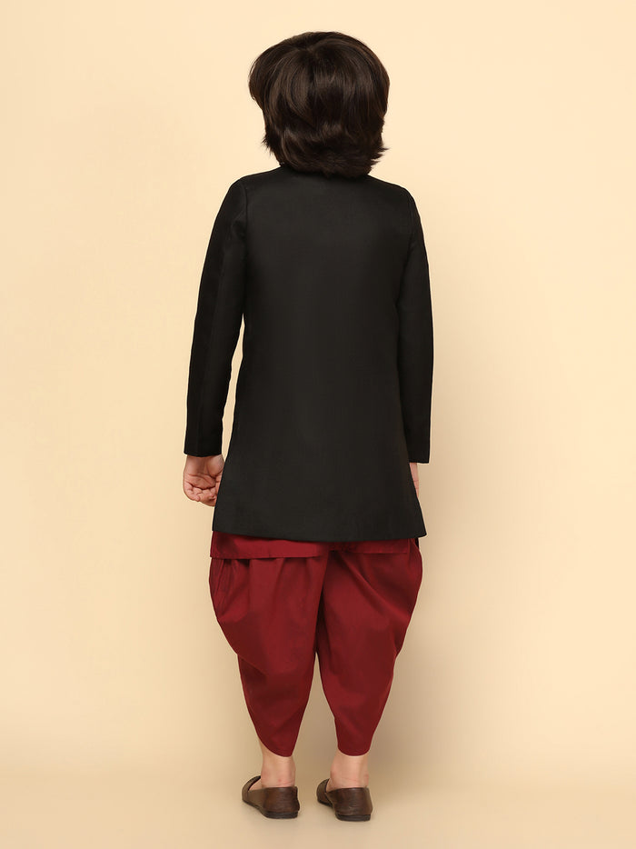 Boy's Black Indowestern Set With Kurta and Dhoti