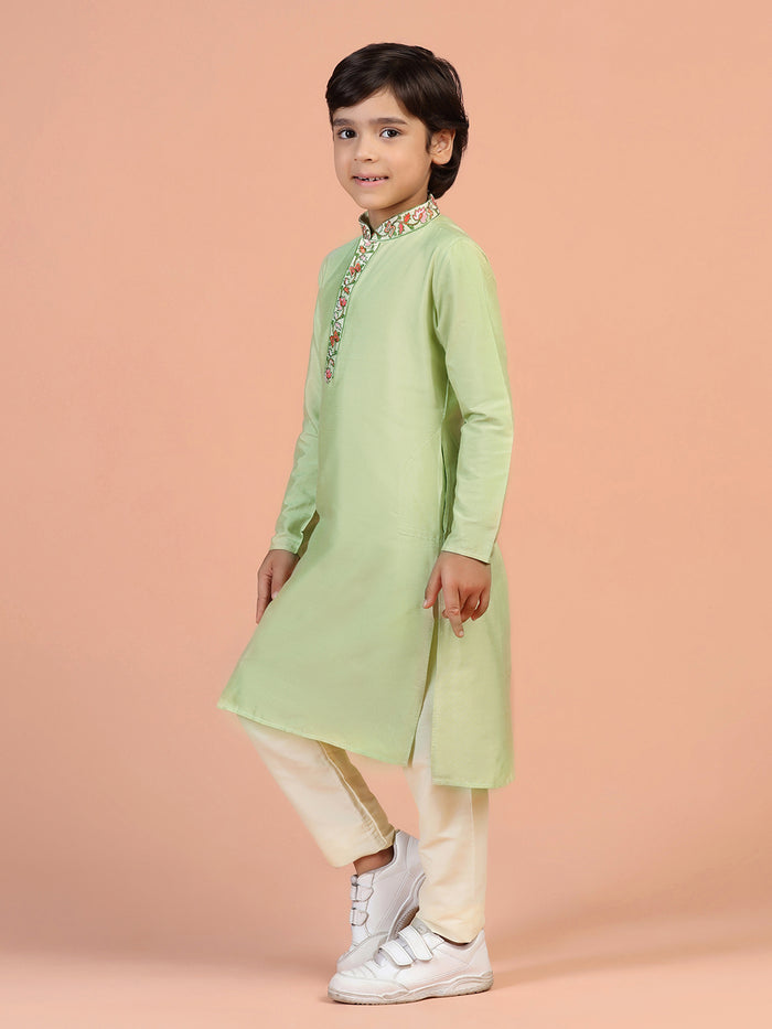 Boy's Green Solid Kurta