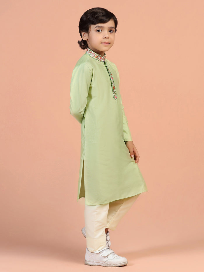 Boy's Green Solid Kurta