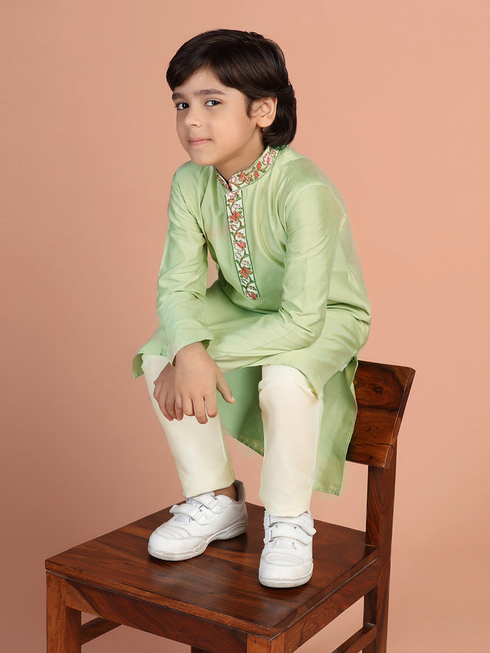 Boy's Green Solid Kurta