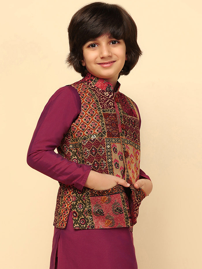 Boy's Maroon Printed Jacket