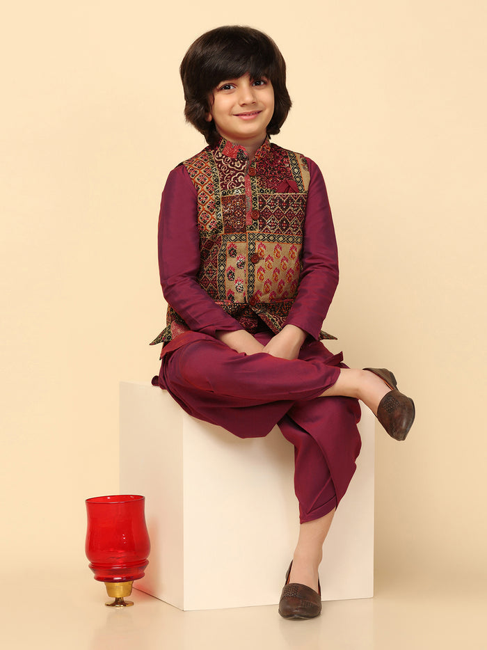 Boy's Maroon Printed Jacket