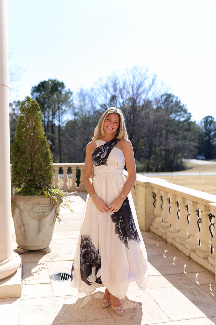Chasing Dawn Halter Maxi - Black Peony