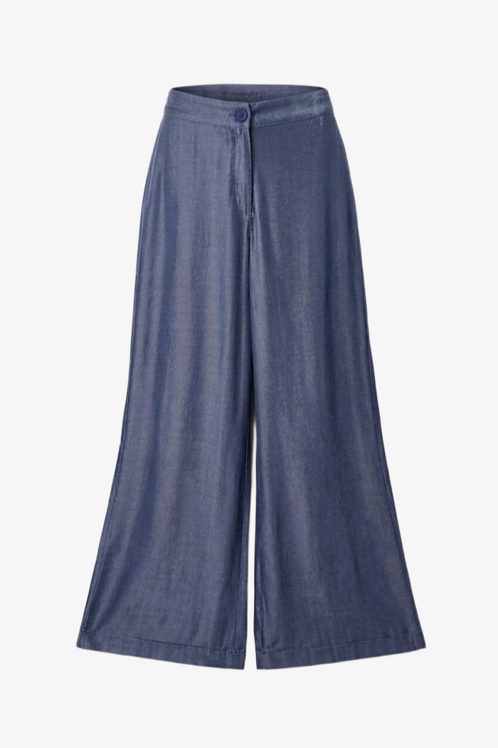 Classic Wide-Leg Pants