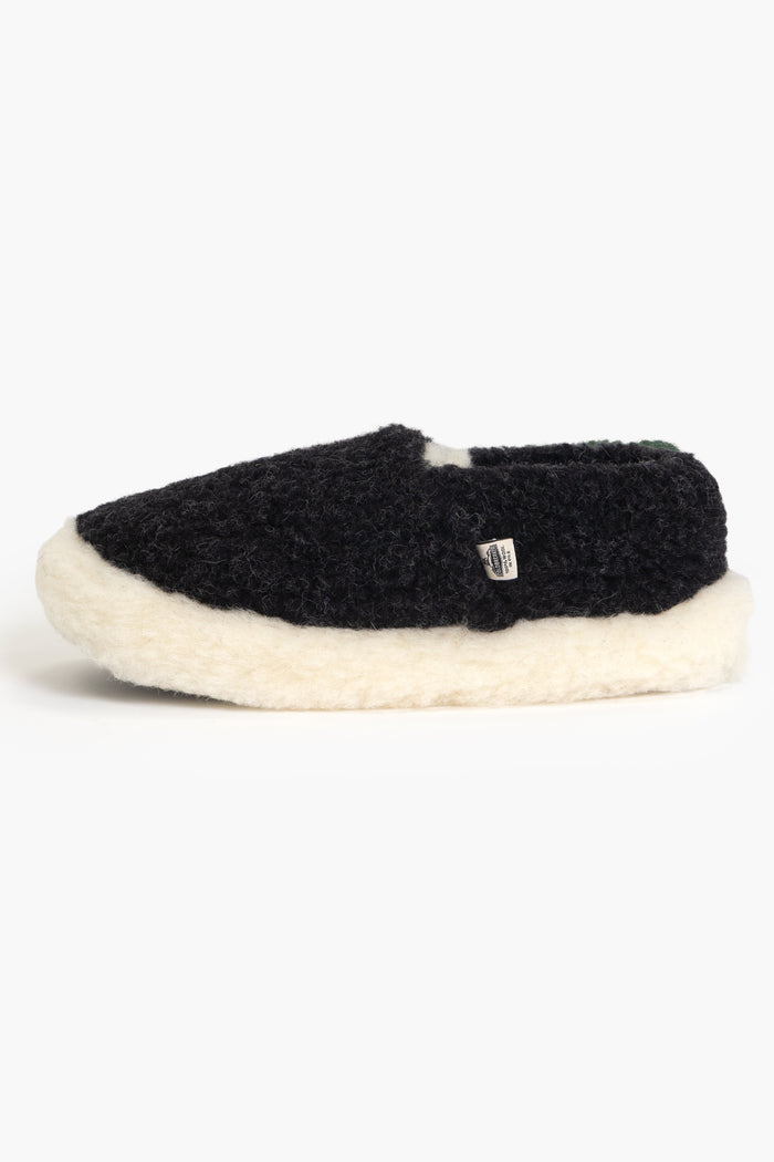 Coldbreaker - Siberian Slippers - Black