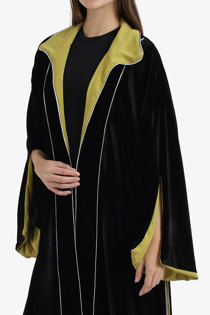 Contrast-Lined Velvet Kimono