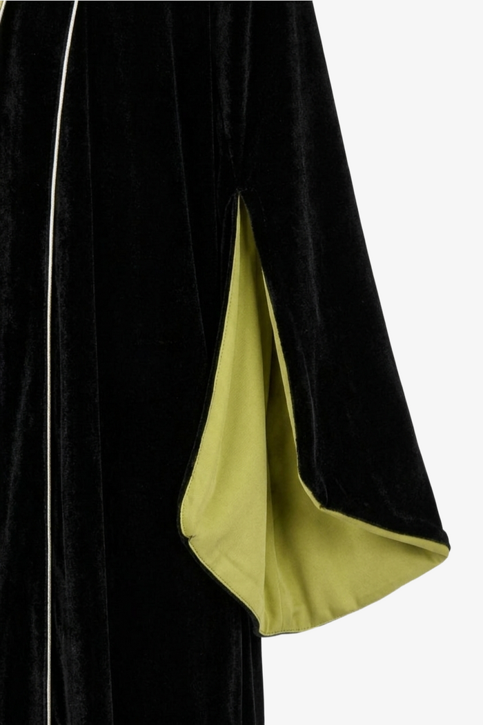 Contrast-Lined Velvet Kimono