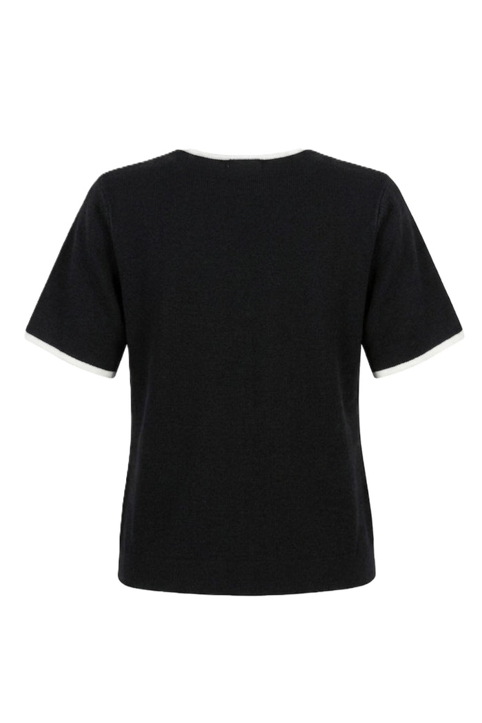 Contrast-Trim Buttoned Top