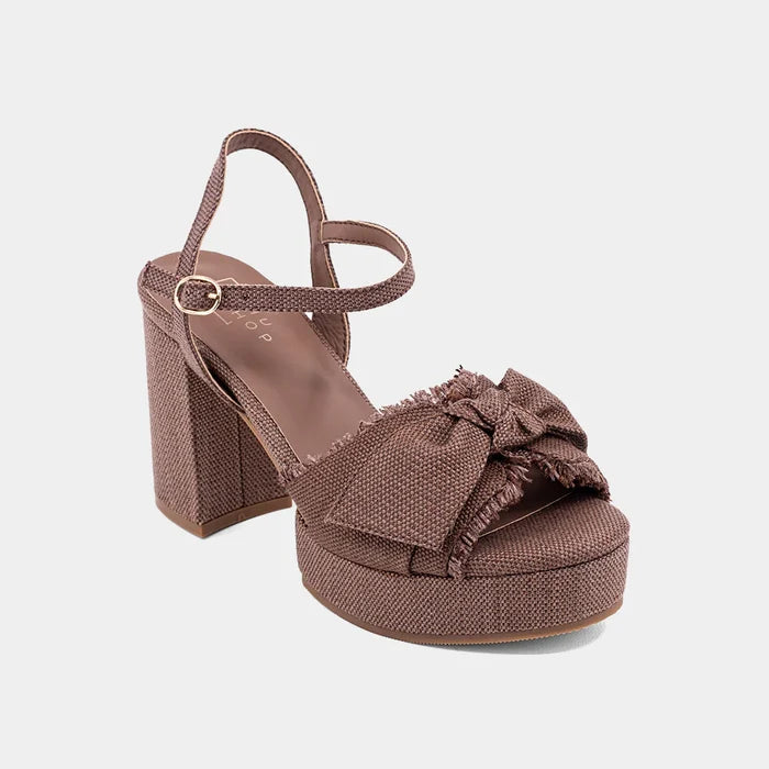Holly Heel - Chocolate