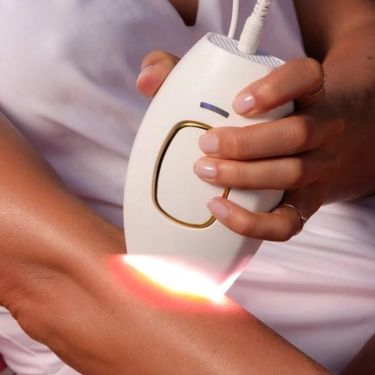 IPL LASER HAIR REMOVAL HANDSET AT HOME