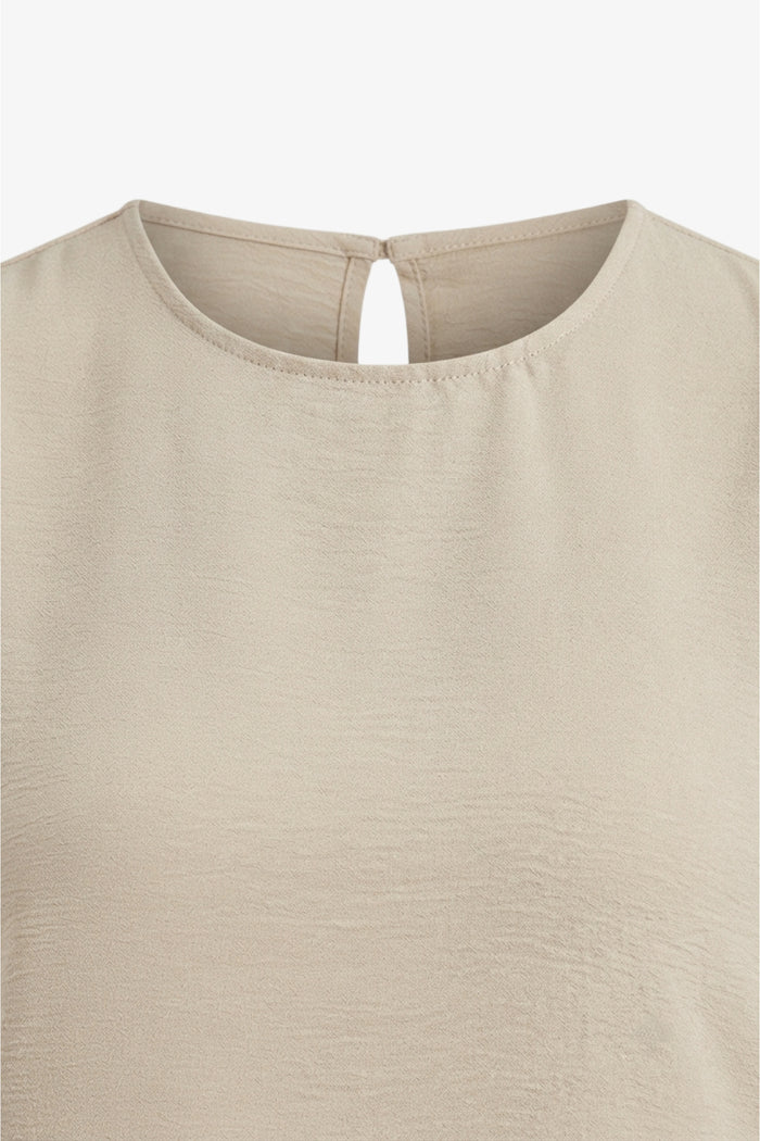 Keyhole Back Closure Blouse