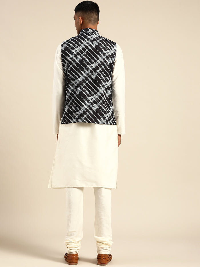 Kisah Men Black Color Kurta Jacket Set