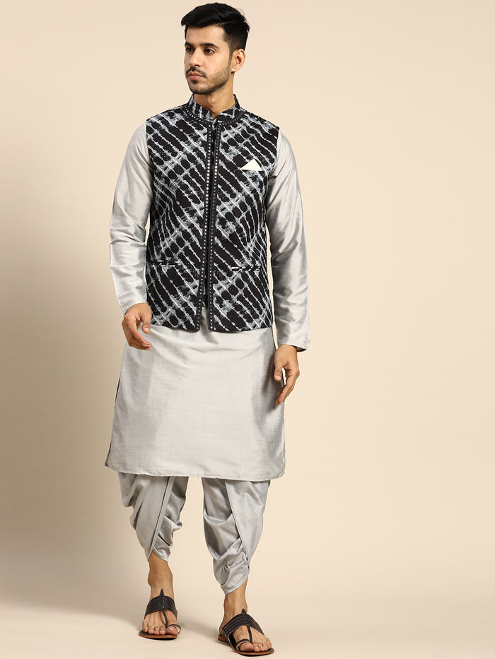 Kisah Men Black Color Kurta Jacket Set