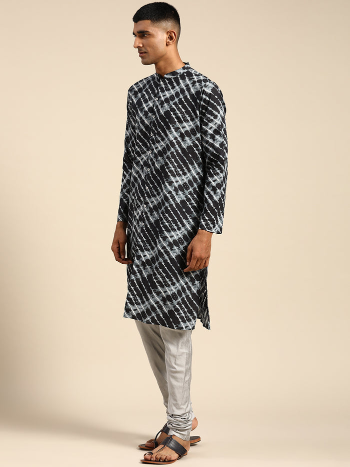Kisah Men Black Kurta Set