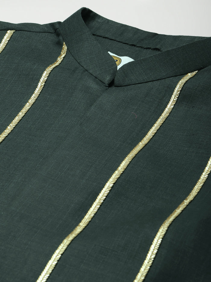Kisah men Bottle green kurta jacket set