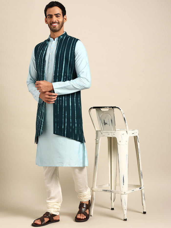 Kisah men Green kurta jacket set