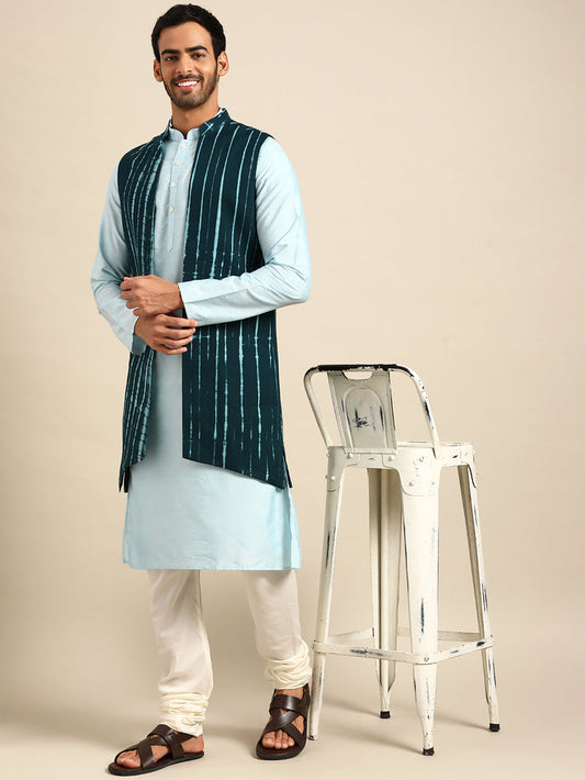 Kisah men Green kurta jacket set