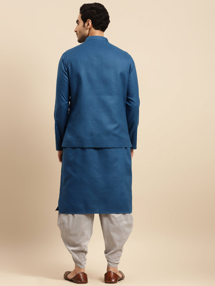 Kisah men Turquoise Blue kurta jacket set