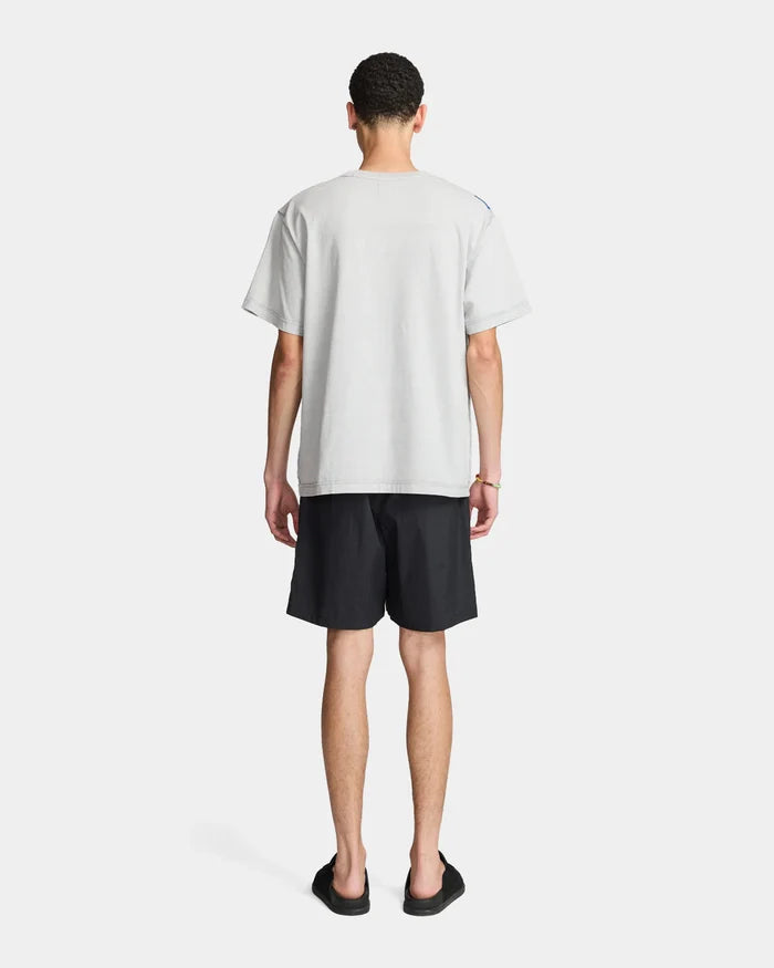 Larriet - Blind Tee - Grey