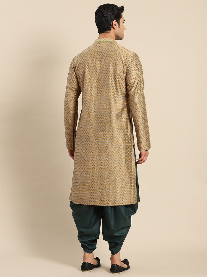 Men Gold Stripes Kurta