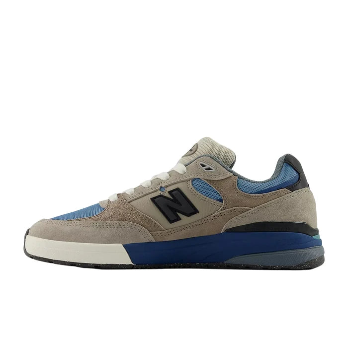NB NUMERIC REYNOLDS 933 (MUSHROOM/STILL WATER)