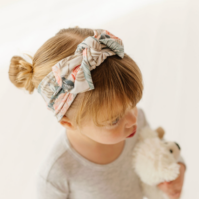 Peony Tropic Bow