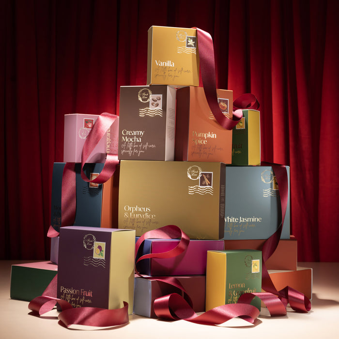 POMEGRANATE & CRANBERRY  Σετ Περιποίησης Σώματος & Χεριών 4 τμχ