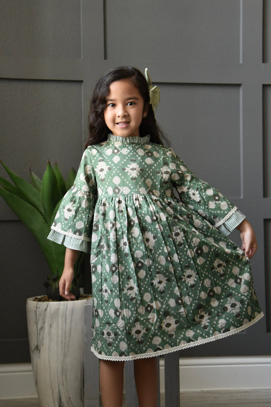 Printed Bell-Sleeves Ruffle Dress Dress Yo Baby Wholesale
