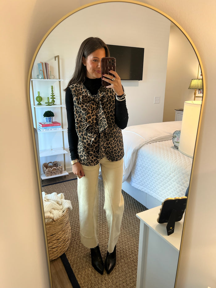 Risk Taker Mid-Rise Jeans - Ecru FREE PEOPLE