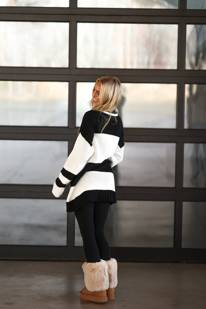 Ski In Knit Sweater - Black
