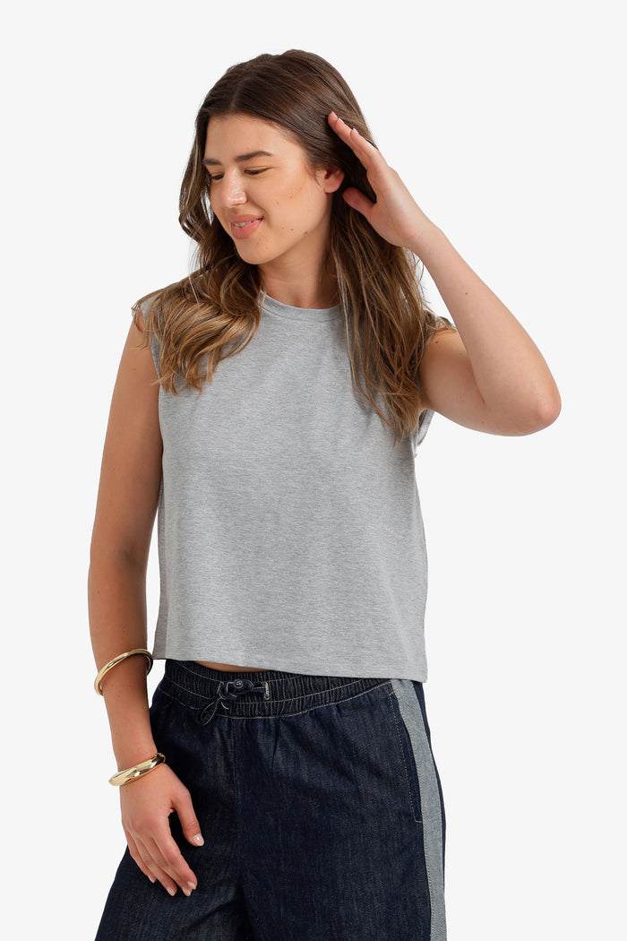 Sleeveless Cropped T-Shirt