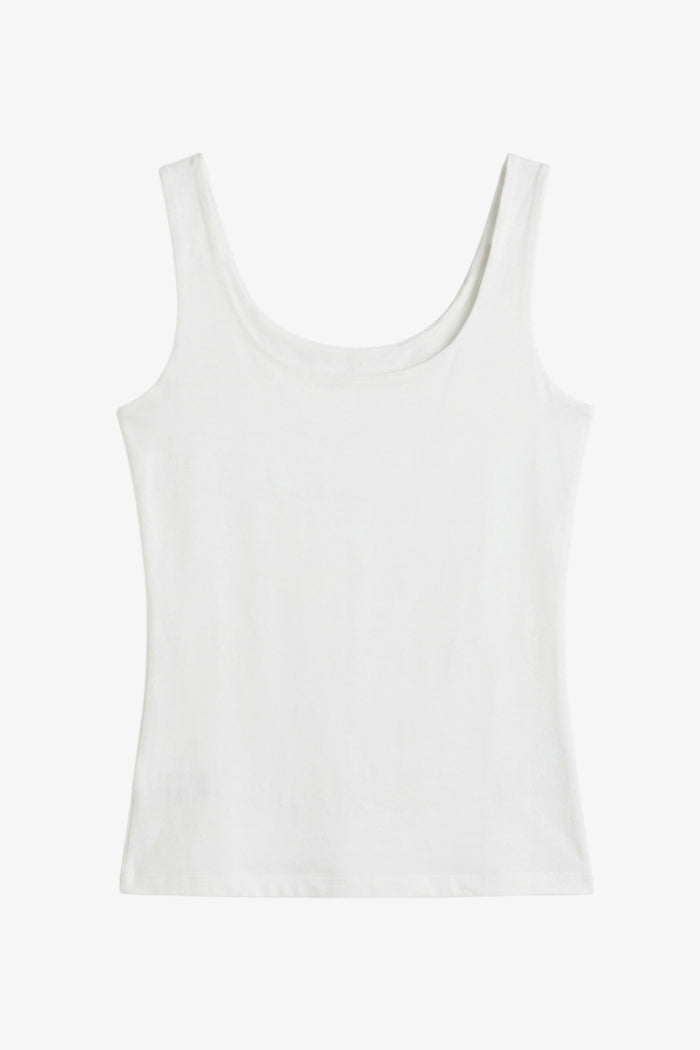 Sleeveless Slim Fit Top