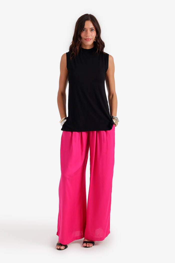 Sleeveless T-Shirt