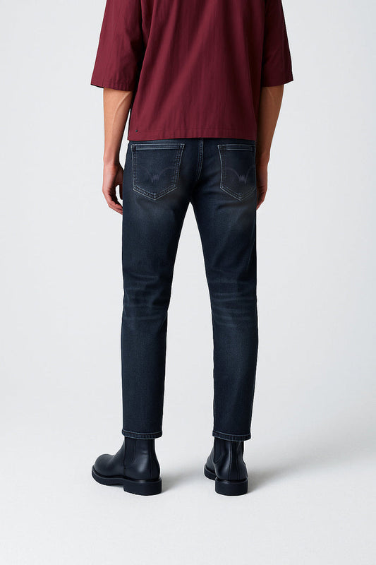STREAMLINE SLIM JEANS